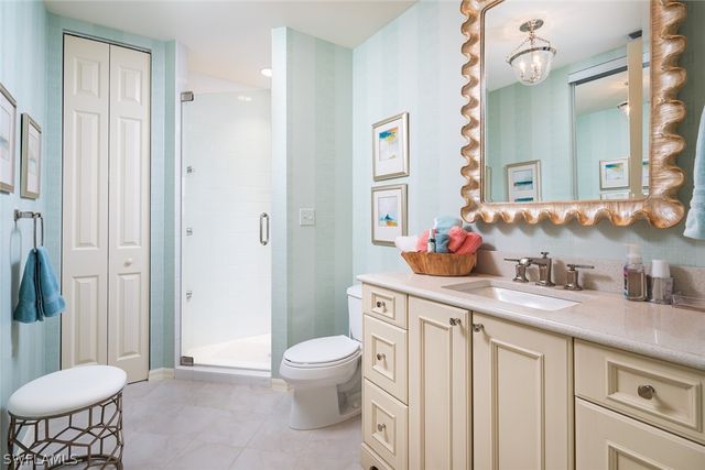 410 Flagship 1104, Naples, FL 34108