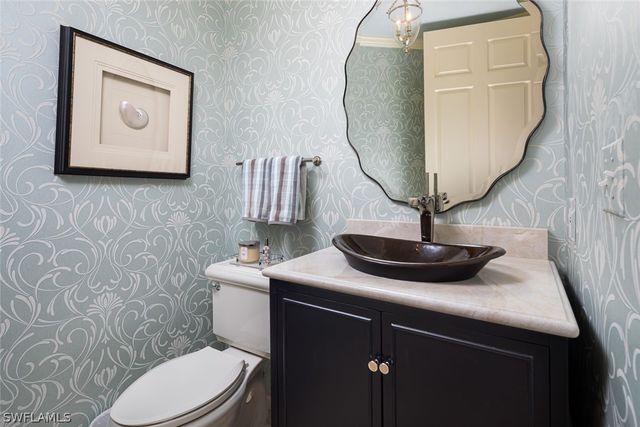 410 Flagship 1104, Naples, FL 34108