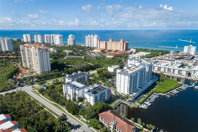 410 Flagship 1104, Naples, FL 34108