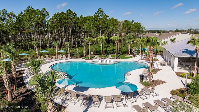 21 GEOSAM Drive, Palm Coast, FL 32137