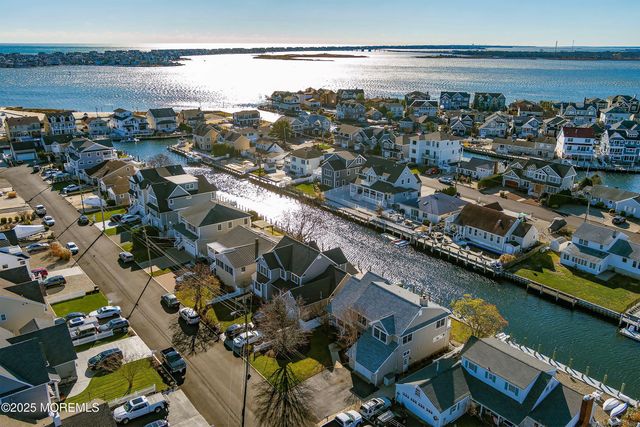 1722 Riviera Court, Point Pleasant, NJ 08742