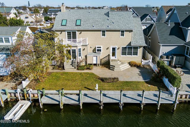 1722 Riviera Court, Point Pleasant, NJ 08742