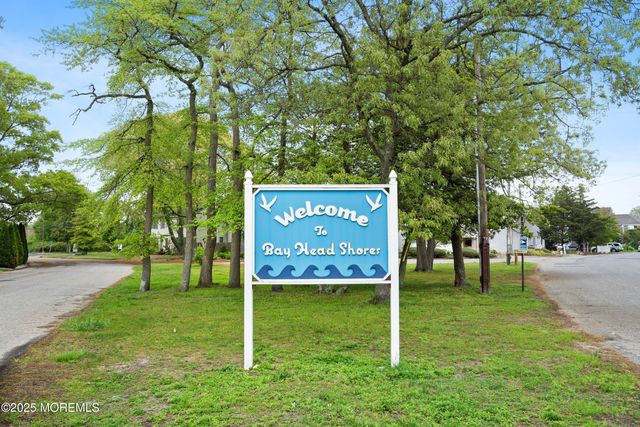 1722 Riviera Court, Point Pleasant, NJ 08742