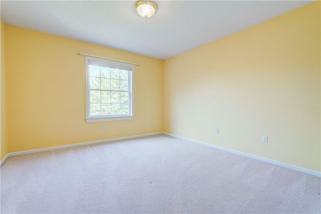 27 Granite Drive, Perinton, NY 14526