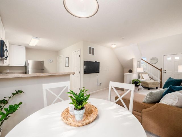 2672 Sawmill Reserve Drive, Powell, OH 43065