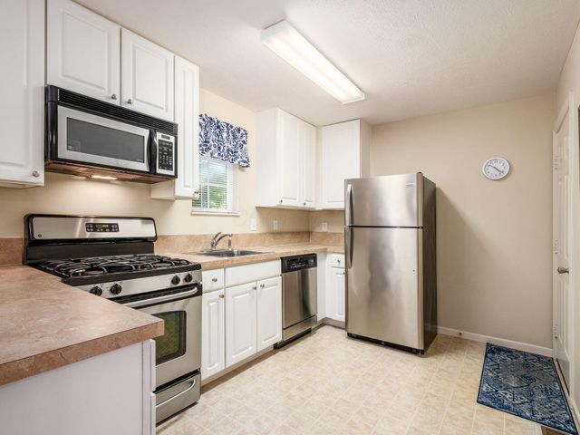 2672 Sawmill Reserve Drive, Powell, OH 43065