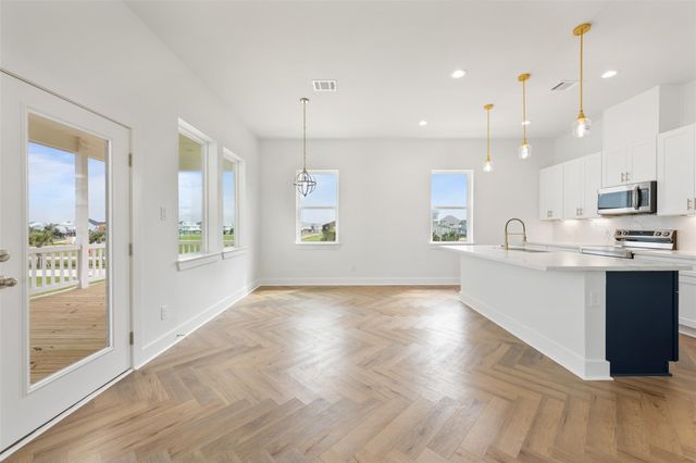 23107 Miramar Circle, Galveston, TX 77554