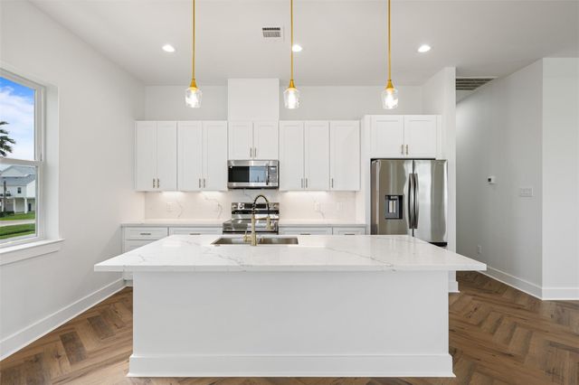 23107 Miramar Circle, Galveston, TX 77554