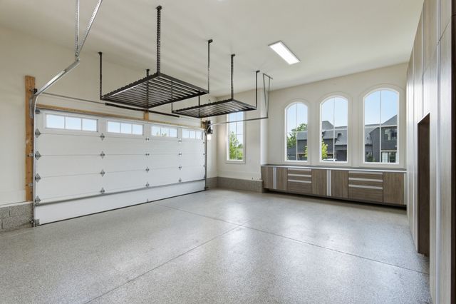 8068 Heirloom Blvd, College Grove, TN 37046
