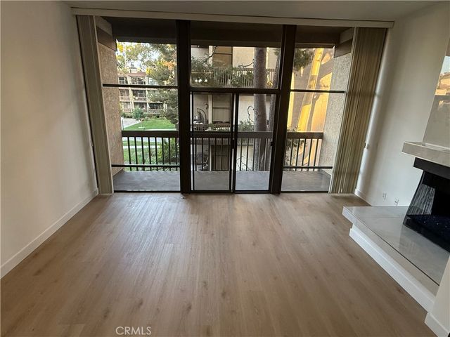 7212 Marina Pacifica N, Long Beach, CA 90803