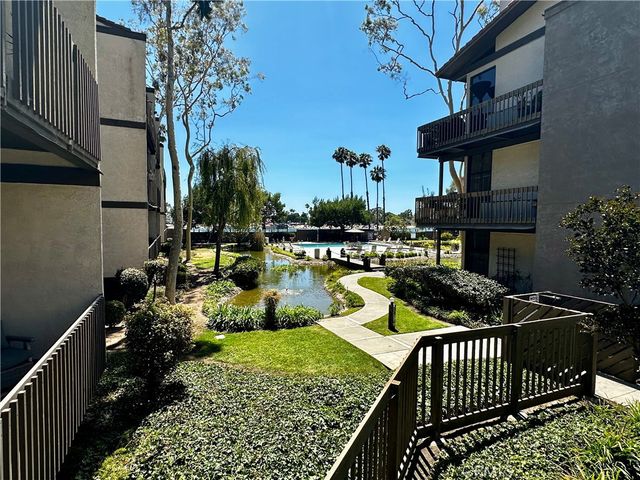 7212 Marina Pacifica N, Long Beach, CA 90803
