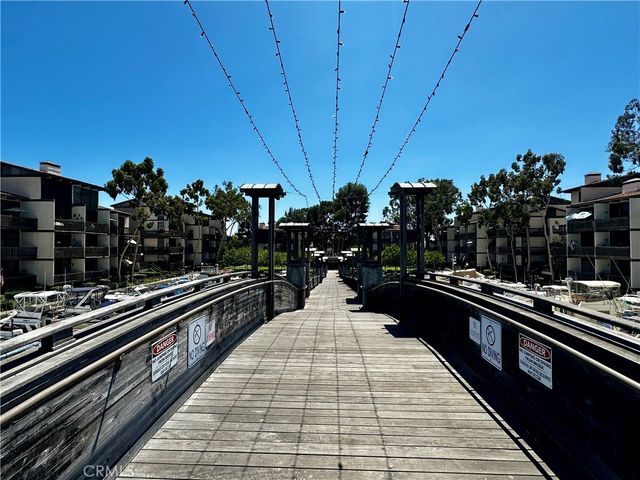 7212 Marina Pacifica N, Long Beach, CA 90803