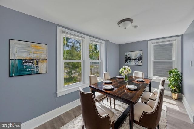 734 S EAST AVE, Vineland, NJ 08360