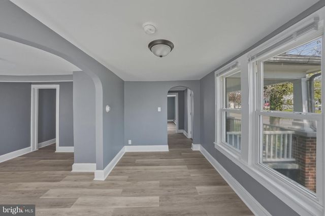 734 S EAST AVE, Vineland, NJ 08360