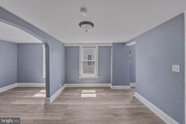 734 S EAST AVE, Vineland, NJ 08360