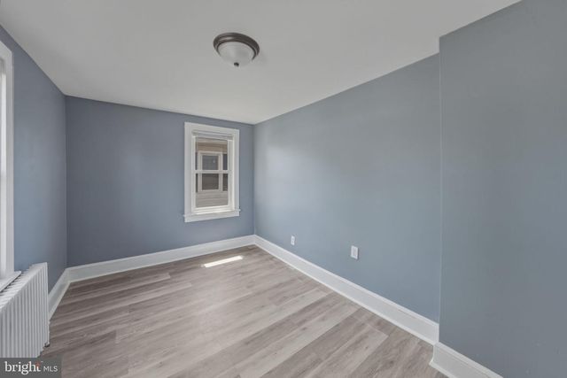 734 S EAST AVE, Vineland, NJ 08360