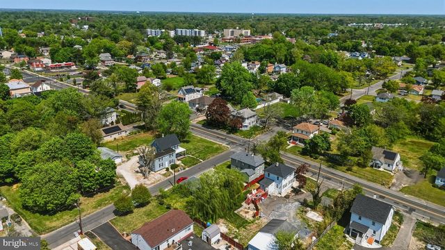 734 S EAST AVE, Vineland, NJ 08360
