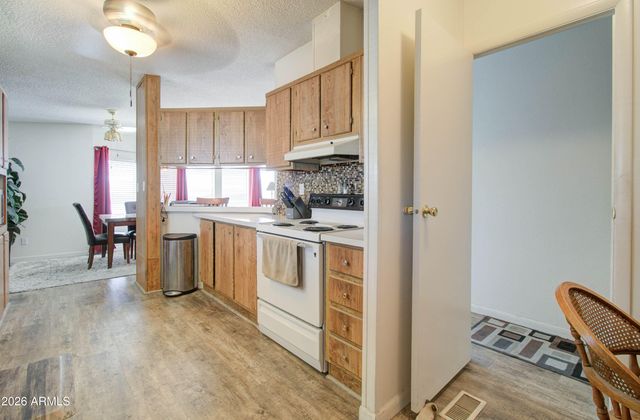 205 S HIGLEY Road 300, Mesa, AZ 85206