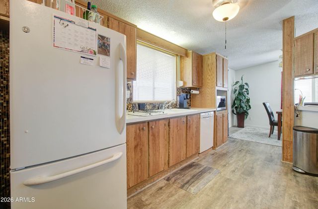 205 S HIGLEY Road 300, Mesa, AZ 85206
