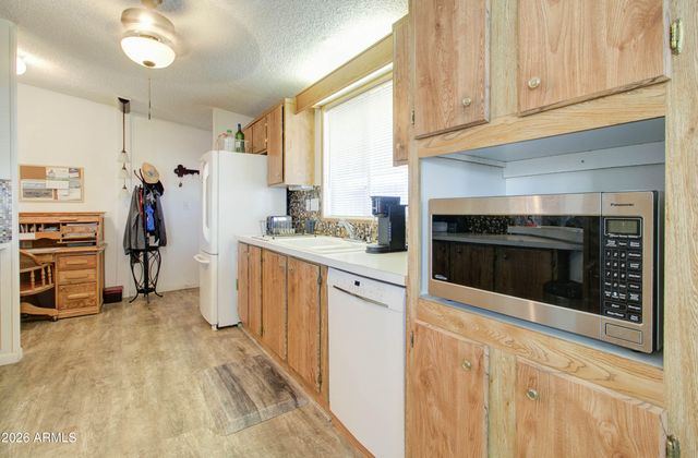 205 S HIGLEY Road 300, Mesa, AZ 85206