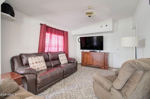 205 S HIGLEY Road 300, Mesa, AZ 85206