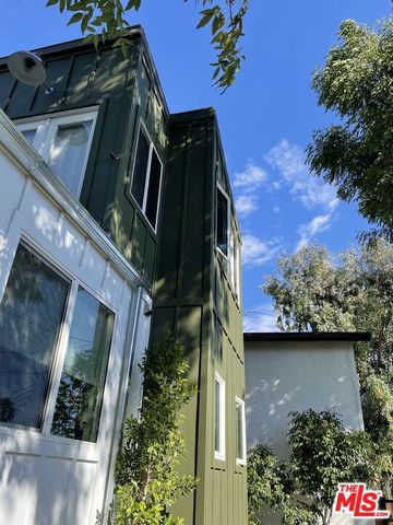 1514 Angelus, Los Angeles, CA 90026