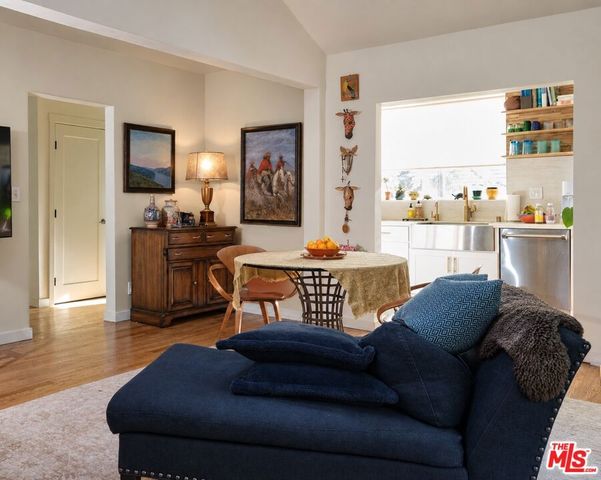 1514 Angelus, Los Angeles, CA 90026