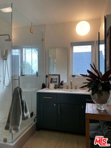 1514 Angelus, Los Angeles, CA 90026