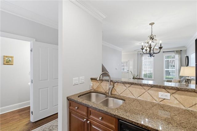 1147 Glenridge Place, Atlanta, GA 30342