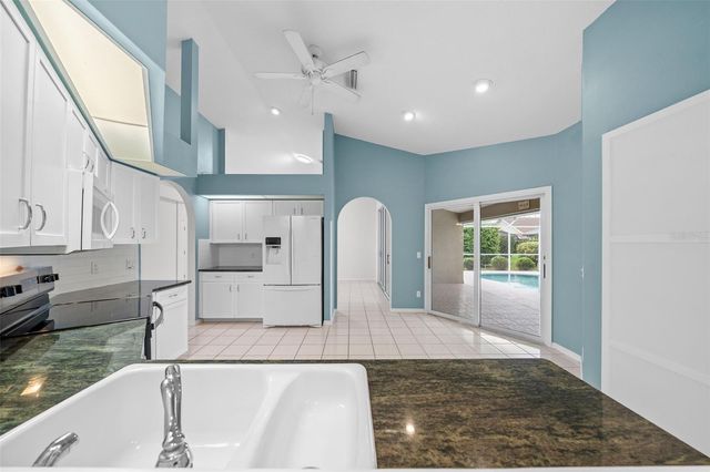 555 PARK ESTATES SQUARE, Venice, FL 34293