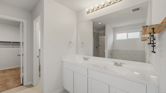 221 Tule Canyons, Schertz, TX 78108