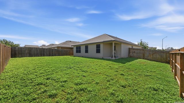 221 Tule Canyons, Schertz, TX 78108