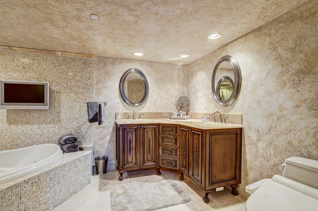 250 S Ocean Boulevard 16-c, Boca Raton, FL 33432