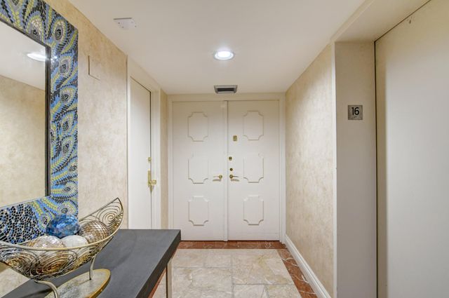 250 S Ocean Boulevard 16-c, Boca Raton, FL 33432