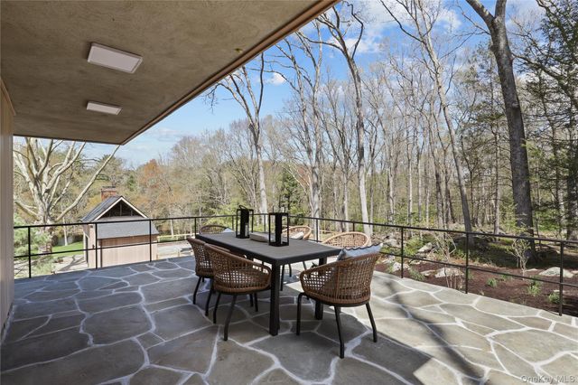 39 Old Snake Hill Road, Pound Ridge, NY 10576