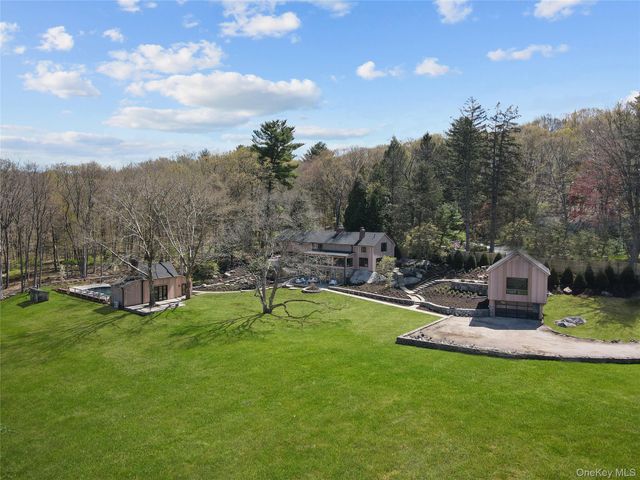 39 Old Snake Hill Road, Pound Ridge, NY 10576
