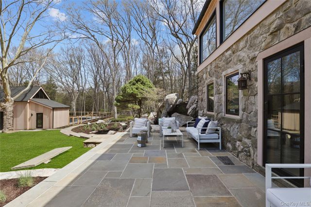 39 Old Snake Hill Road, Pound Ridge, NY 10576
