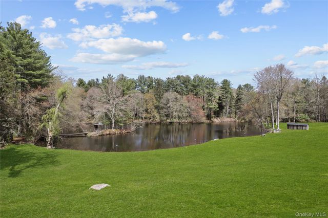 39 Old Snake Hill Road, Pound Ridge, NY 10576