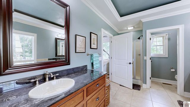 1787 Kandi Kay Ln, Murray, KY 42071