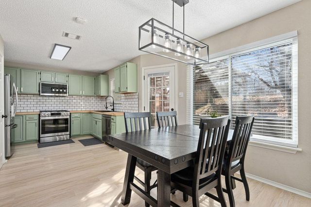 1506 Clearview LOOP, Round Rock, TX 78664