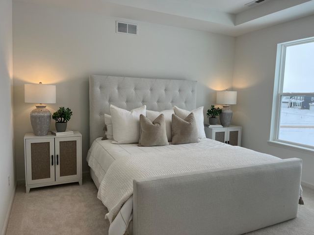 4636 Island Park Bay, Woodbury, MN 55129