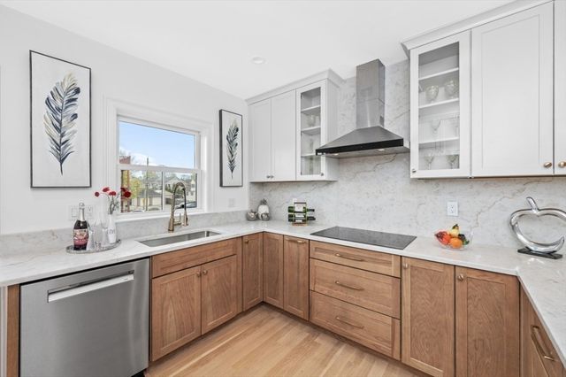 101 Sumner Street 1, Quincy, MA 02169