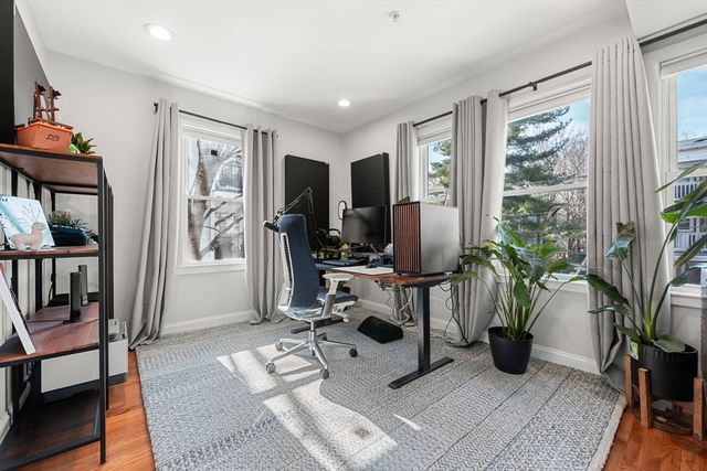 78-80 Rossmore 2, Boston, MA 02130