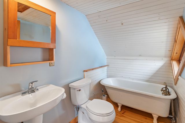 1325 Poor Farm Road, Washington, VT 05675