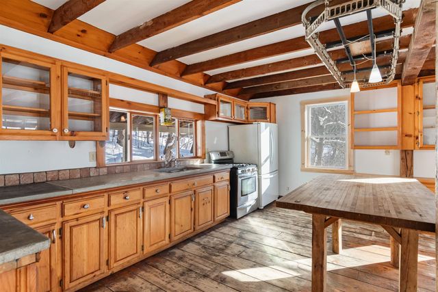 1325 Poor Farm Road, Washington, VT 05675