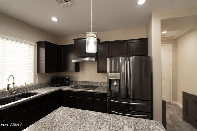 28342 N Cactus Flower Circle, San Tan Valley, AZ 85143