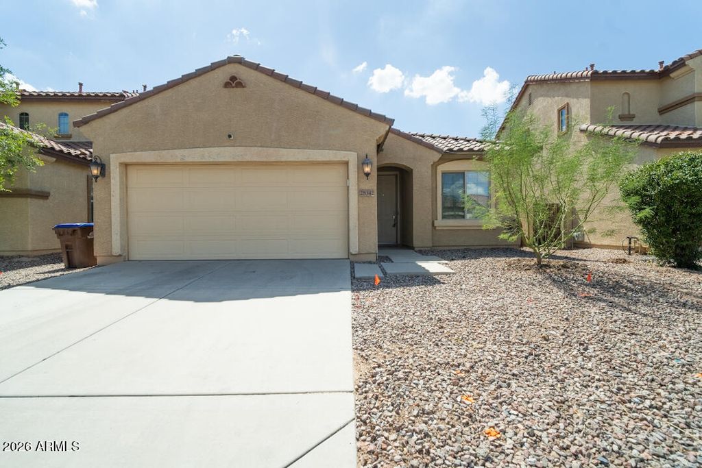 28342 N Cactus Flower Circle, San Tan Valley, AZ 85143