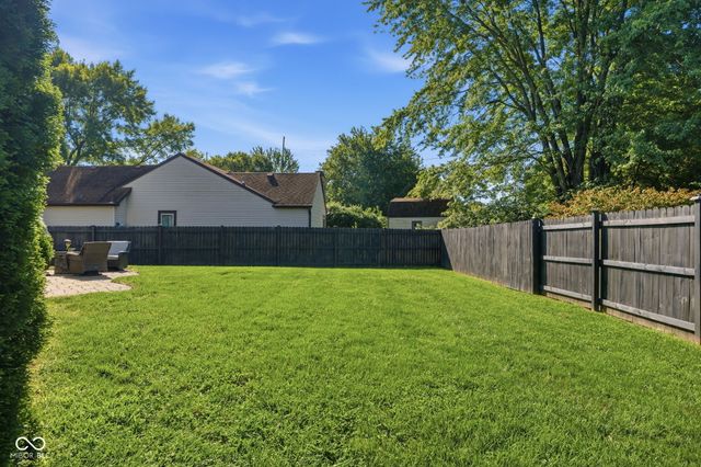 9138 Hardwood Court, Indianapolis, IN 46250