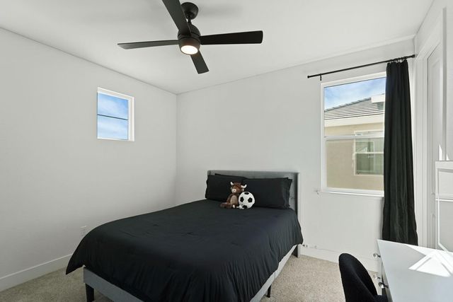 394 Vinal Dr, Manteca, CA 95337