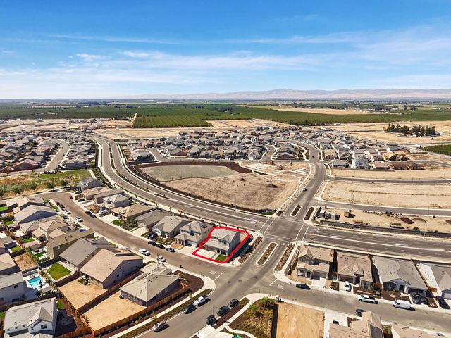 394 Vinal Dr, Manteca, CA 95337